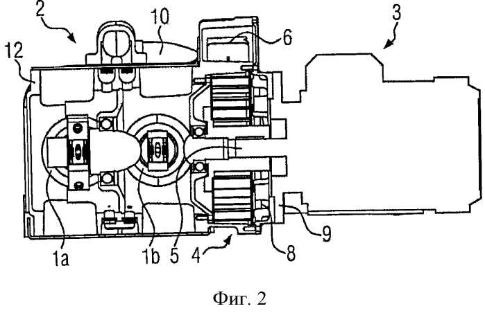 Охлаждаемый воздухом поршневой компрессор со специальным ведением охлаждающего воздуха (патент 2567901)