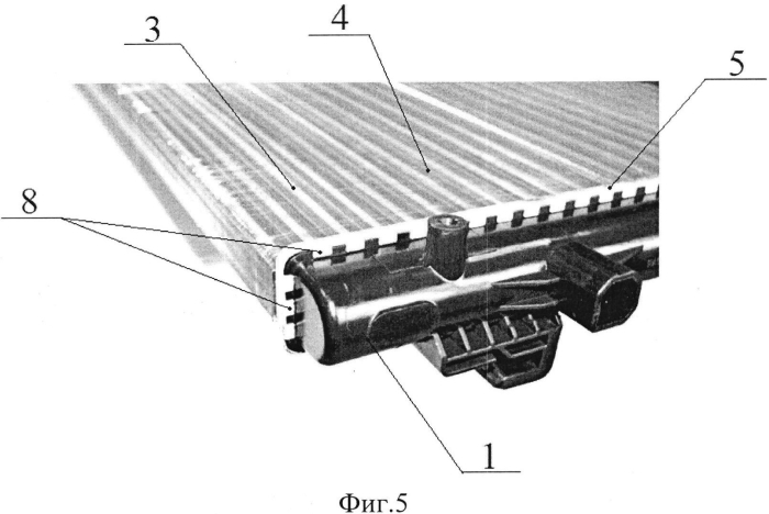 Радиатор системы охлаждения двигателя внутреннего сгорания (патент 2576728)