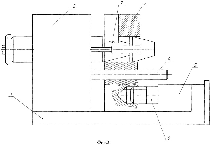 Устройство для закрепления штучных заготовок с базированием их по центральному осевому отверстию (патент 2411114)