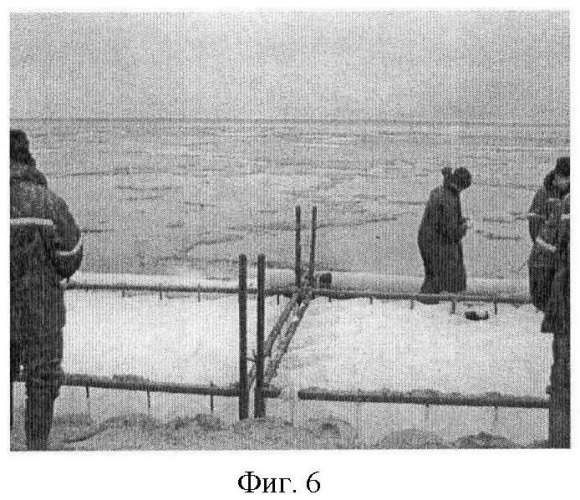 Способ сооружения основания, основание и устройство для его осуществления (патент 2462640)