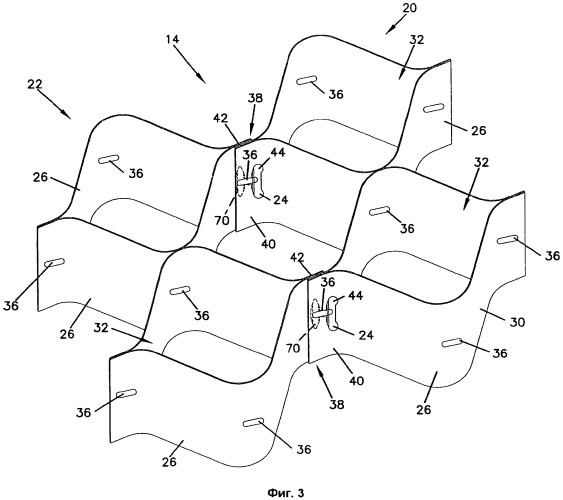 Устройство соединения для скрепления протяженных ячеистых конструкций локализации и соответствующий способ скрепления (патент 2510442)