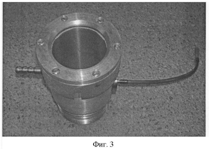 Способ и устройство для вакуумирования и маслозаполнения высоковольтного конденсаторного блока (патент 2462779)