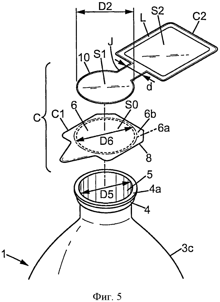 Наполненная жидкостью бутылка, имеющая крышечный злемент с продолжением, образующим этикетку (патент 2608709)
