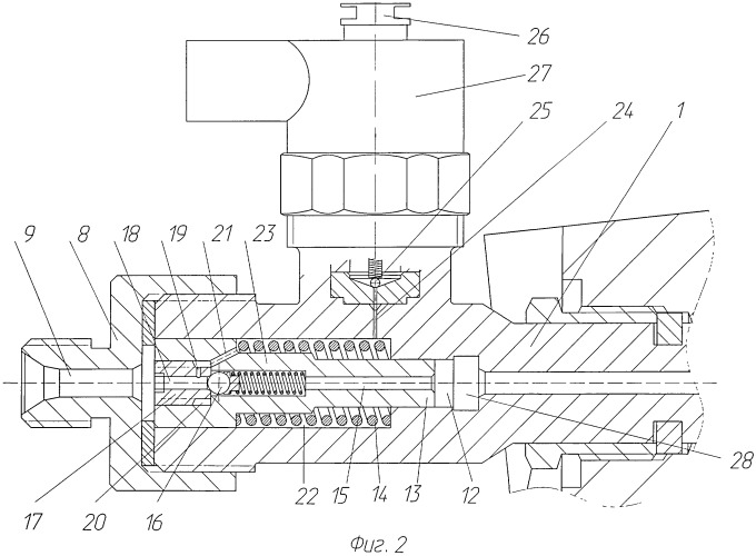 Усилитель давления топлива в форсунке двигателя внутреннего сгорания (патент 2544103)