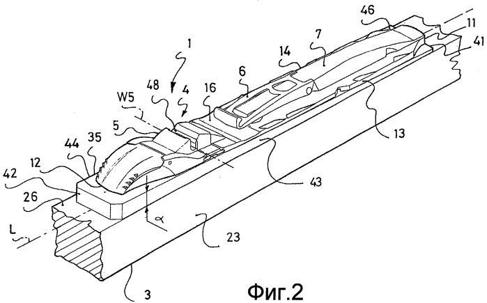 Система, содержащая доску для скольжения и устройство удержания на ней изделия типа лыжного ботинка, и клиновидная прокладка (патент 2492900)