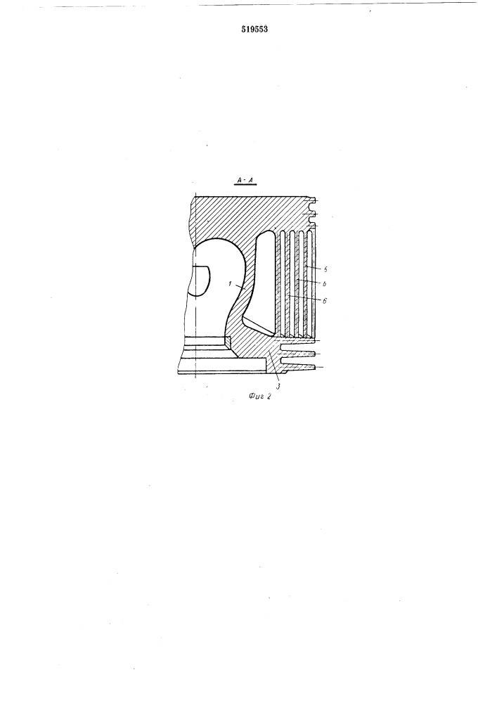 Головка цилиндра двигателя внутреннего сгорания воздушного охлаждения (патент 519553)