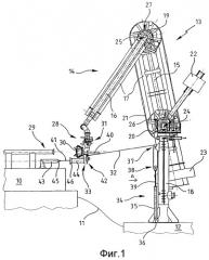 Устройство с сочлененным манипулятором для загрузки и разгрузки продуктов, в частности текучих продуктов (патент 2274579)