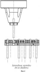 Способ установки цилиндрической заготовки в цанговом патроне шпинделя станка с программным управлением при загрузке непосредственно из кассетного многоместного накопителя (патент 2453414)