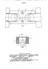 Направляющее устройство сдвижной двери транспортного средства (патент 740542)