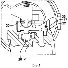 Противоугонное устройство для рулевой колонки транспортного средства с суперблокировкой, обеспечиваемой промежуточным балансиром (патент 2553609)