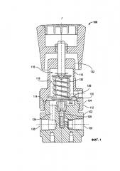 Устройство крышки для использования с регуляторами расхода текучей среды (патент 2602467)