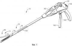 Хирургический сшивающий инструмент с дозатором медицинских препаратов (патент 2559019)