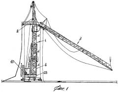 Башенный кран с устройством подращивания башни и способ монтажа и подращивания башни башенного крана (патент 2353569)