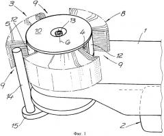 Щеточный агрегат, вращательный щеточный инструмент и способ обработки поверхности детали щеточным агрегатом (патент 2428906)