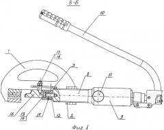Приспособление для правки полок обода колеса (варианты) (патент 2529263)