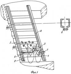 Складное инвалидное кресло-коляска с рычажным приводом подачи по лестнице (патент 2267311)