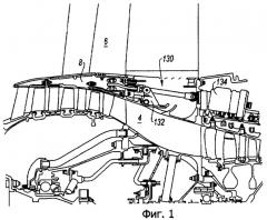 Приводное устройство, его применение для открытия и закрытия створок в газотурбинном двигателе и турбореактивный двигатель (патент 2472955)