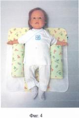 Удерживающая младенца в нужном положении конструкция (патент 2413447)