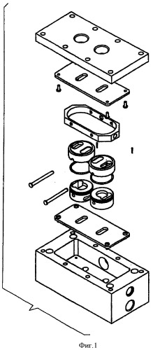 Поршневой насос с пневмораспределителем, упором и тарельчатыми клапанами (патент 2403441)